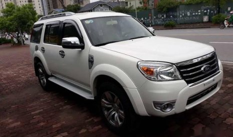 Ford Everest   2.5  2013 - Cần bán lại xe Ford Everest 2.5 2013, màu trắng chính chủ