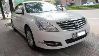 Nissan Teana 2009 - Bán ô tô Nissan Teana năm sản xuất 2009, màu trắng, xe nhập, giá chỉ 480 triệu