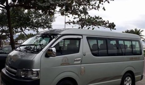 Toyota Hiace 2007 - Bán Toyota Hiace năm 2007, màu bạc chính chủ, 290 triệu