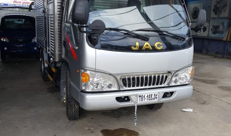 Xe tải 1,5 tấn - dưới 2,5 tấn 2017 - Cần bán thanh lý xe tải Jac 2t4 mới 100%, trả trước 50tr có xe ngay