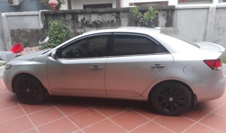 Kia Forte SLI  2009 - Cần bán Kia Forte SLI sản xuất năm 2009, màu bạc, nhập khẩu 