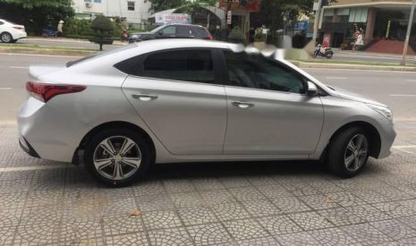 Hyundai Accent 2018 - Bán Hyundai Accent 2018, màu bạc 