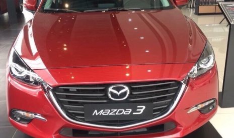 Mazda 3 2018 - Bán Mazda 3 giá tháng ngâu ưu đãi cực sốc, giao xe ngay, đủ màu, hỗ trợ trả góp 90% nhanh gọn