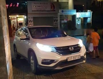 Honda CR V   2.0   2016 - Bán xe Honda CR V 2.0 sản xuất năm 2016, màu trắng, giá 921tr