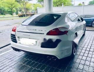 Porsche Panamera 2009 - Bán ô tô Porsche Panamera đời 2009, màu trắng