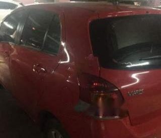 Toyota Yaris   2011 - Bán ô tô Toyota Yaris năm 2011, màu đỏ chính chủ, giá tốt