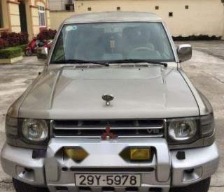 Mitsubishi Pajero 3.5 2006 - Cần bán gấp Mitsubishi Pajero 3.5 năm 2006, màu vàng, 256 triệu