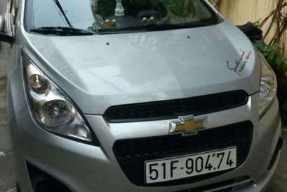 Chevrolet Spark   2016 - Bán ô tô Chevrolet Spark đời 2016, màu bạc, nhập khẩu còn mới giá cạnh tranh