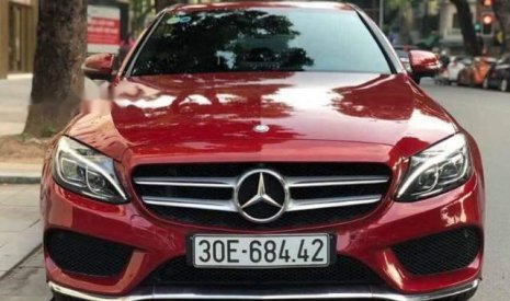 Mercedes-Benz C class C300 2016 - Bán ô tô Mercedes C300 sản xuất 2016, màu đỏ chính chủ