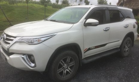 Toyota Fortuner 2.4G 4x2 MT 2017 - Bán xe Toyota Fortuner đời 2017, màu trắng, nhập khẩu