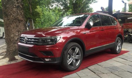 Volkswagen Tiguan 2018 - Bán Volkswagen Tiguan 2018, đủ màu, nhập khẩu
