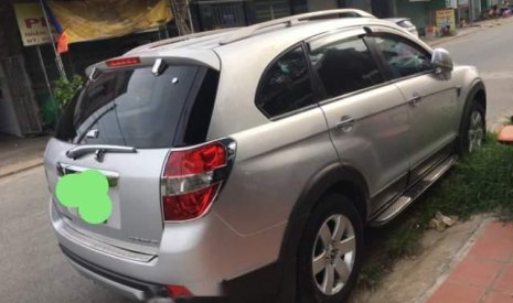 Chevrolet Captiva 2008 - Bán Chevrolet Captiva sản xuất 2008, màu bạc xe gia đình