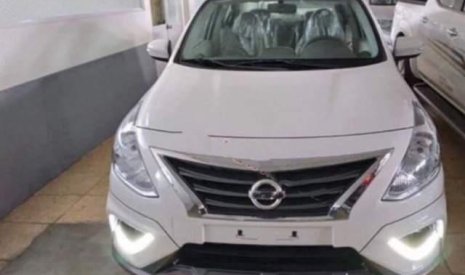 Nissan Sunny XV Premium S 2018 - Cần bán Nissan Sunny XV Premium S sản xuất năm 2018, màu trắng