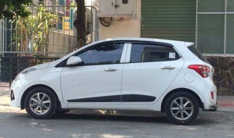 Hyundai Grand i10 2015 - Cần bán Hyundai Grand i10 sản xuất 2015, màu trắng, nhập khẩu, giá tốt