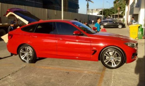 BMW 3 Series 320i GT Sport 2016 - Bán BMW 3 Series 320i GT Sport 2016, màu đỏ, nhập khẩu