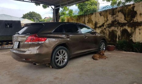 Toyota Venza 2009 - Bán xe Toyota Venza năm sản xuất 2009, màu nâu, xe nhập