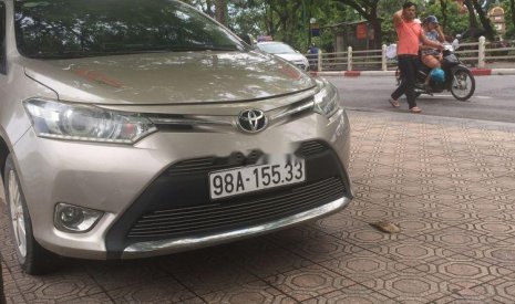 Toyota Vios 2017 - Bán Toyota Vios năm sản xuất 2017, màu vàng cát