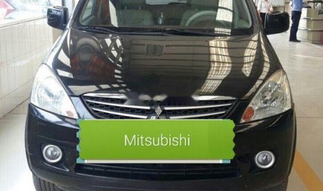 Mitsubishi Zinger 2010 - Cần bán xe Mitsubishi Zinger đời 2010, màu đen, giá tốt