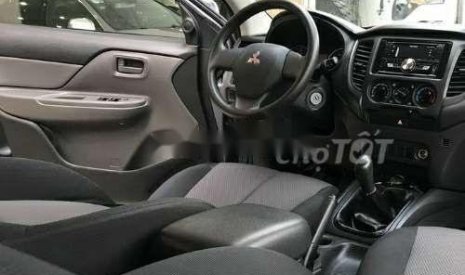 Mitsubishi Triton 2017 - Cần bán xe Mitsubishi Triton năm sản xuất 2017, nhập khẩu nguyên chiếc