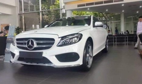 Mercedes-Benz C class C200 2019 - Mua xe sang - Quà tặng xịn, Mercedes-Benz C200 đời 2019, màu trắng