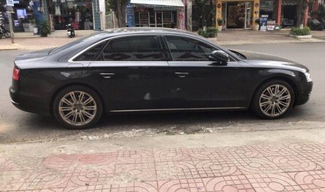 Audi A8 2010 - Bán Audi A8 đời 2010, màu đen, xe nhập chính chủ