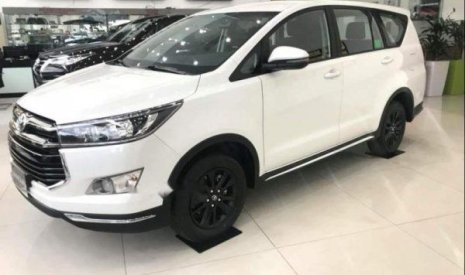 Toyota Innova 2.0 E 2019 - Toyota Đà Nẵng - Bán Toyota Innova 2.0 E đời 2019, màu trắng, giá chỉ 691 triệu