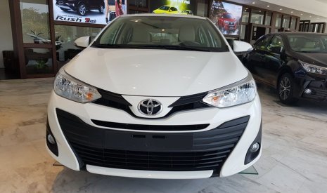 Toyota Vios 2020 - Bán nhanh chiếc xe Toyota Vios 1.5E MT, sản xuất 2020, màu trắng, giá cạnh tranh