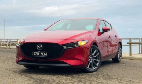 Mazda 3 Deluxe 2020 - Hỗ trợ mua xe trả góp lãi suất thấp - Giao xe nhanh tận nhà với chiếc Mazda3 1.5L Deluxe, sản xuất 2020.