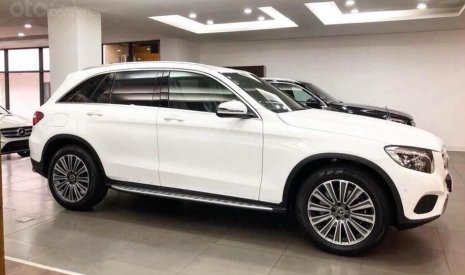 Mercedes-Benz GLC-Class GLC250 2019 - Bán xe Mercedes-Benz khu vực TP. Hồ Chí Minh, phiên bản GLC 250 đời 2019, màu trắng