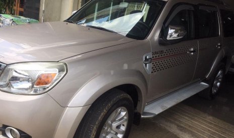 Ford Everest   2013 - Bán Ford Everest đời 2013, giá cạnh tranh