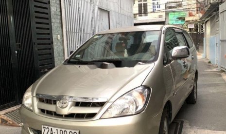 Toyota Innova 2008 - Bán Toyota Innova đời 2008, màu vàng