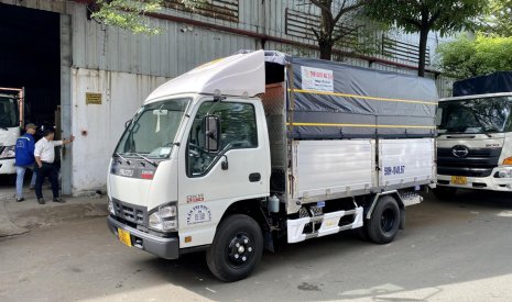 Isuzu QKR 2021 - Xe tải Isuzu QKR230 1T9 thùng mui bạt giá cạnh tranh
