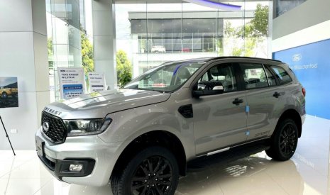 Ford Everest 2022 - Cần bán Ford Everest 2.0AT sản xuất 2022 nhập khẩu giá 245 triệu lấy xe